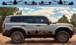 Autocollant en vinyle de qualité supérieure compatible avec le design de la forêt et des montagnes de Toyota Land Cruiser
