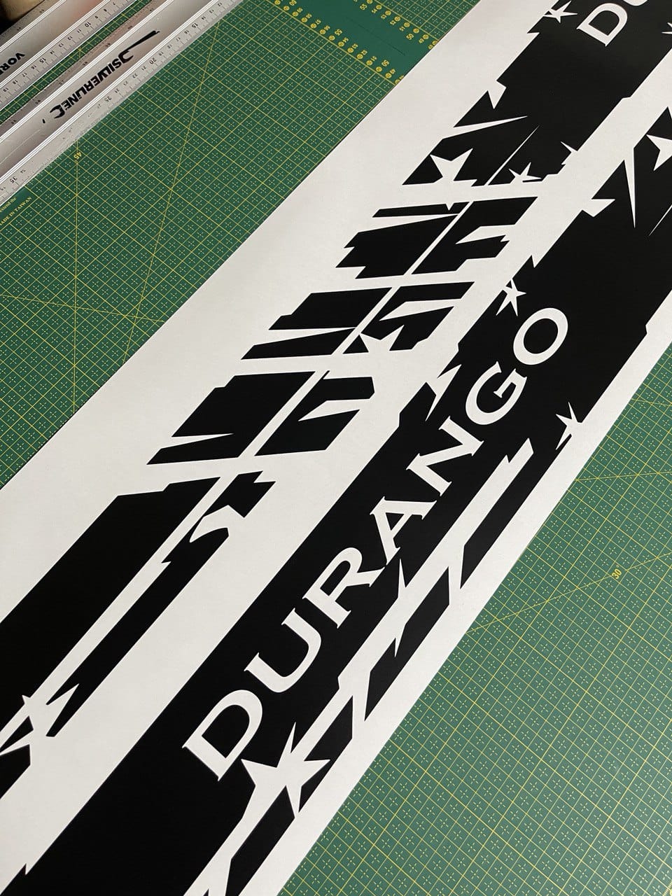 Meilleures bandes graphiques en vinyle compatibles avec le nouveau design de Dodge Durango