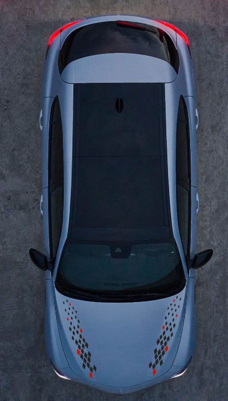 Alfa Romeo Stelvio Vinyl Hood Stickers Figure Design for Sporty Look