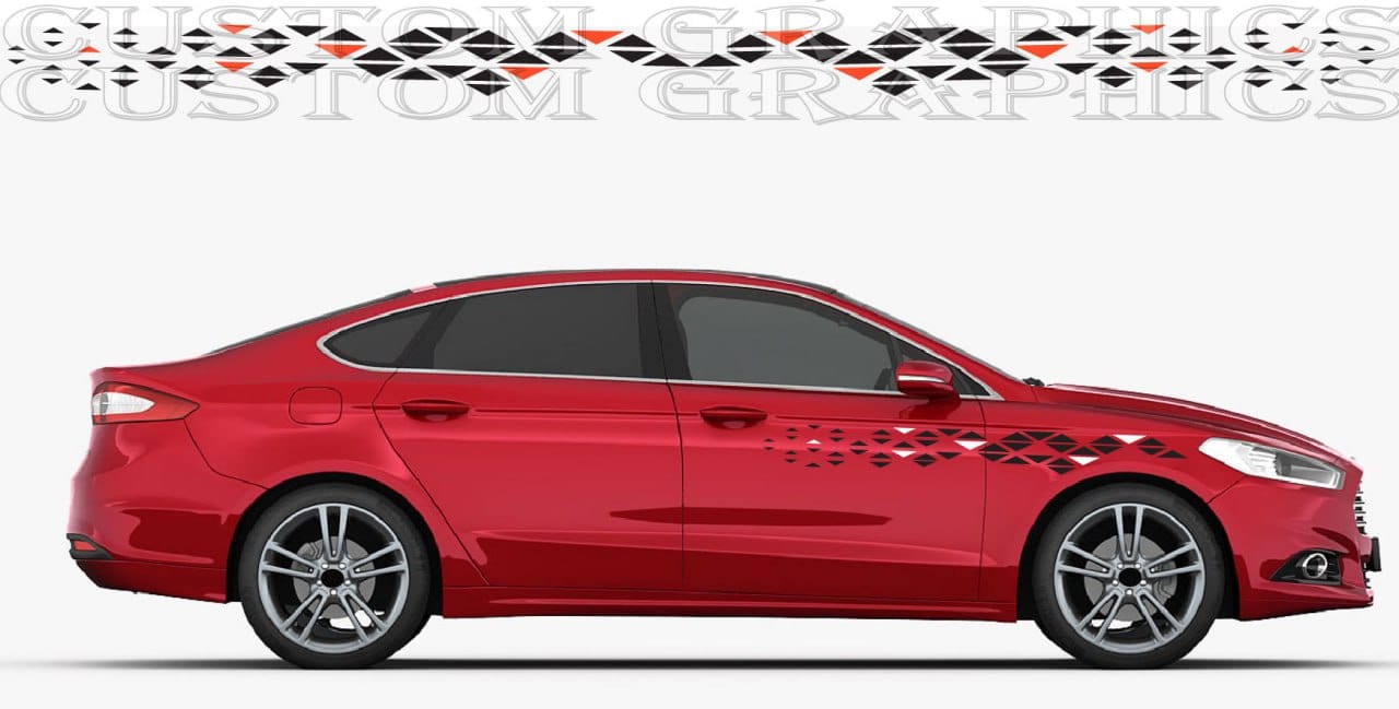 High-gloss vinyl stripe running along Mondeo roof