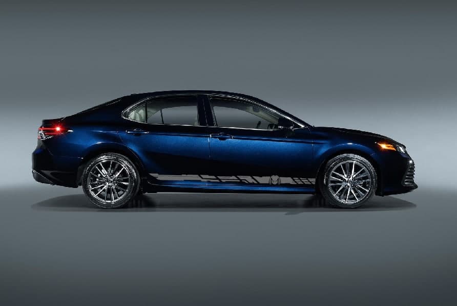 Vinyl Graphics Alien Graphic Decal Sticker Vinyl Side Racing Stripes Compatible with Toyota Camry