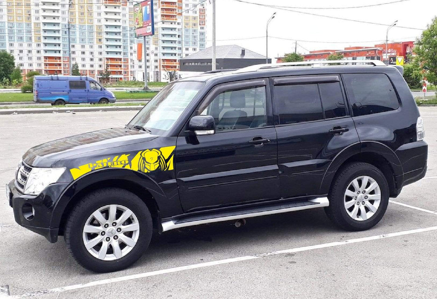 Premium Quality Stickers Compatible with Mitsubishi Pajero Alien Design Vinyl car stickers Automotive decals