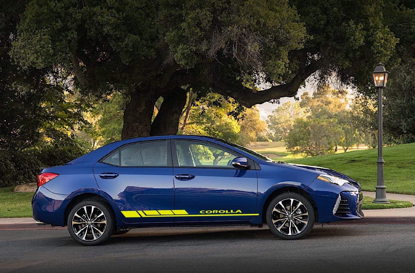 Vinyl Graphics Block Graphic Gift Toyota Corolla Racing Stripes for Corolla car stickers decals