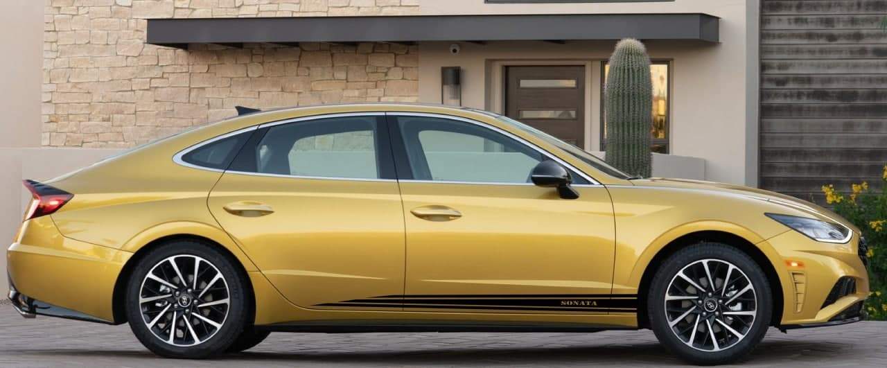 Vinyl Graphics Classic Line Design Decal Sticker Vinyl Side Racing Stripes for Hyundai Sonata