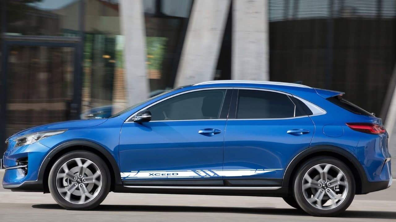 Vinyl Graphics new Design Decal Sticker Vinyl Side Racing Stripes Compatible with Kia XCeed