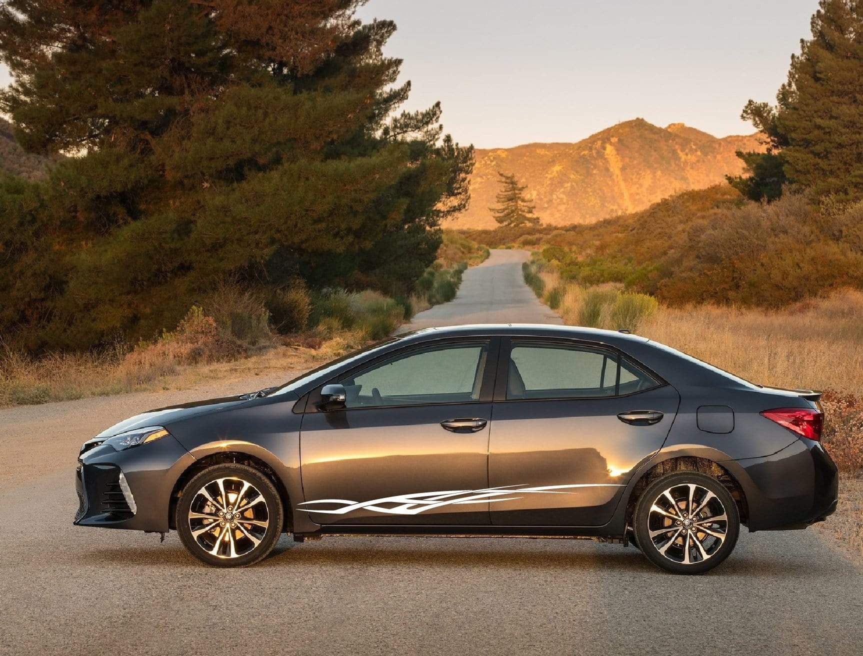 Vinyl Graphics Tribal Line Graphic Gift Toyota Corolla Racing Stripes for Corolla car stickers decals