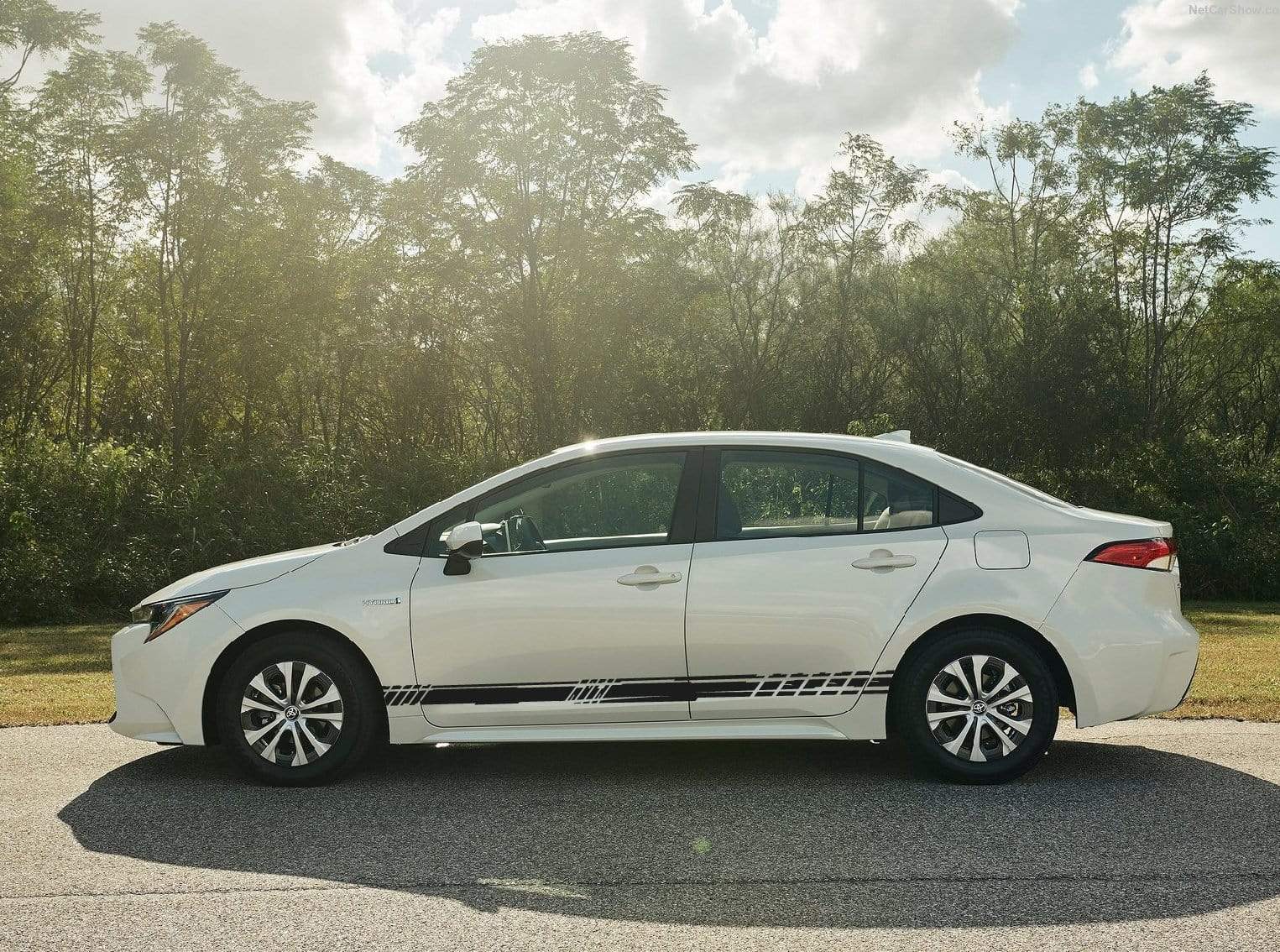 Vinyl Graphics Unique Line Graphic Gift Toyota Corolla Racing Stripes for Corolla car stickers decals