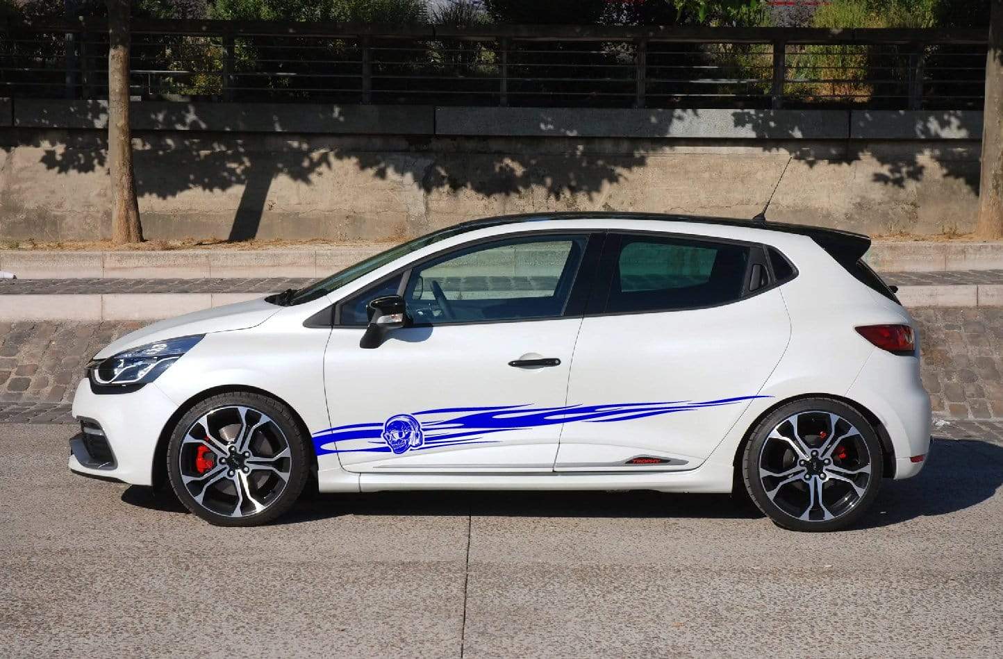 Autocollants graphiques de crâne uniques en cadeau pour Renault Racing Stripes pour Renault Clio