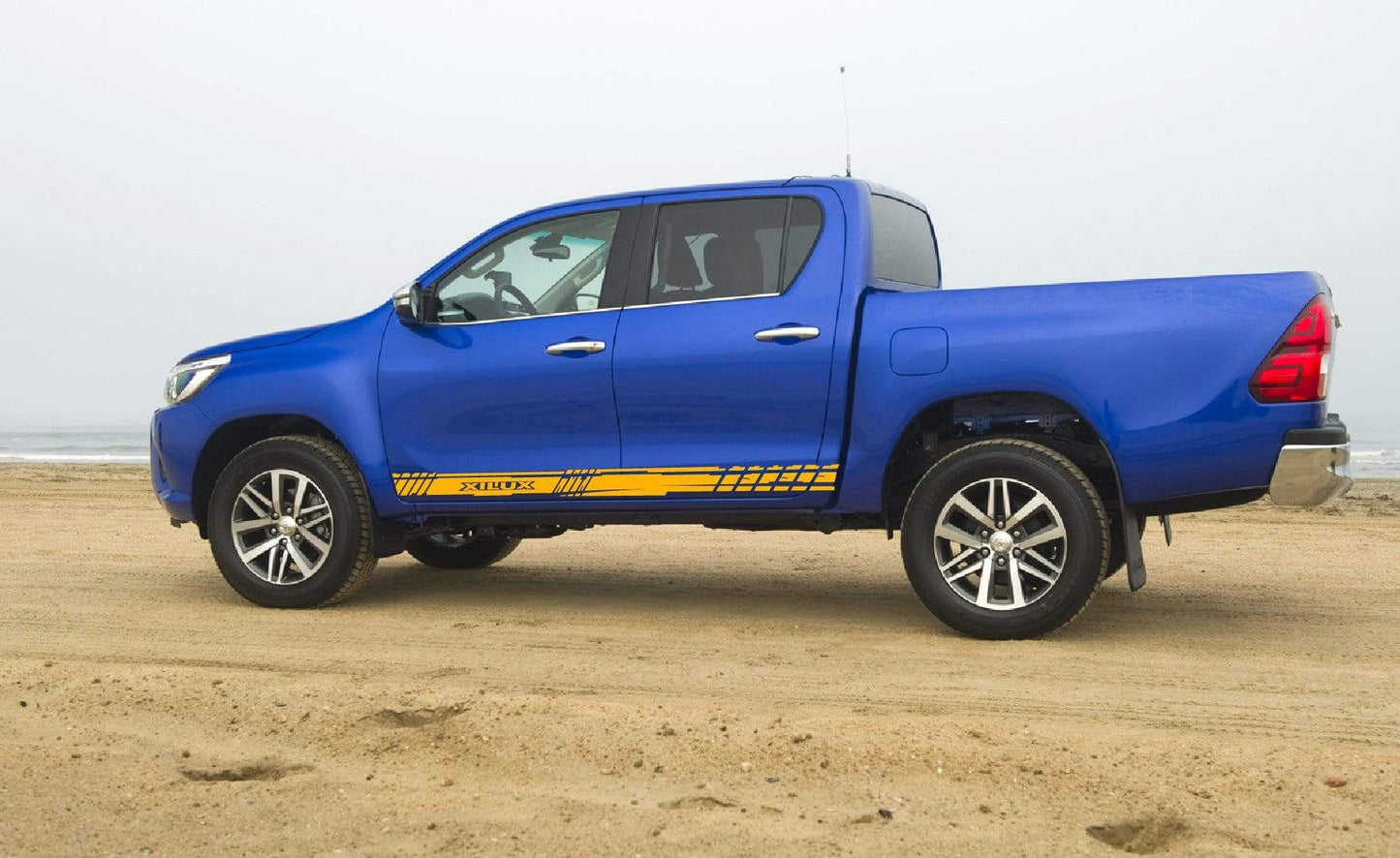 Autocollants en vinyle pour Toyota Hilux | Kit graphique Toyota Hilux | Kit de décalcomanies Toyota Hilux