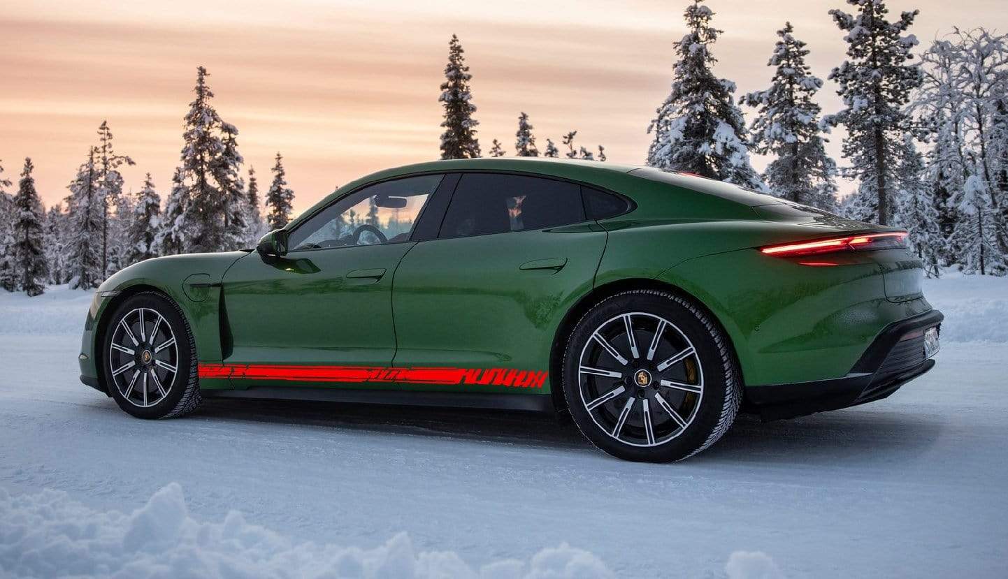 Vinyl Side Rally Racing Stripes for Porshe Universal decals