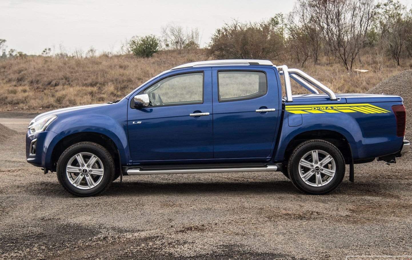 Autocollants en vinyle avec ligne graphique unique pour Isuzu D-Max